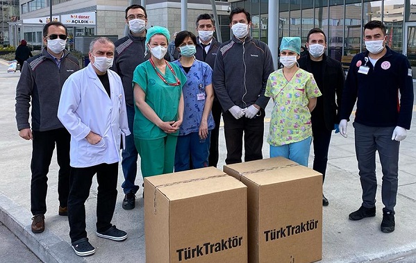 TürkTraktör Entübasyon Kabinleri Covid 19